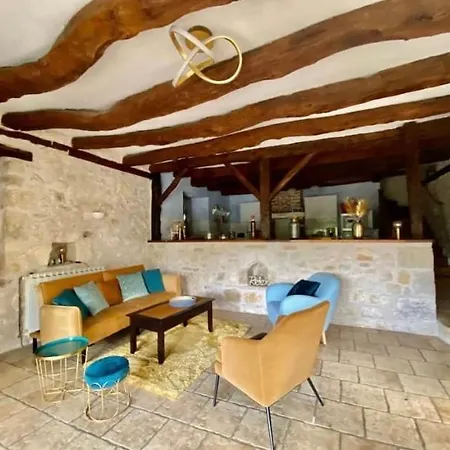 Prázdninový dům Coeur De Dordogne Grande Piscine Au Sel Vue Vallee La Bachellerie